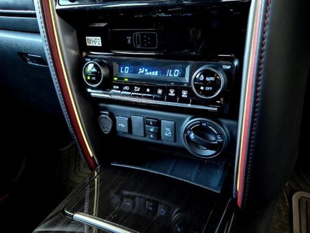 2024-Toyota-Fortuner-28-GD-6-4x4-VX-Auto_29