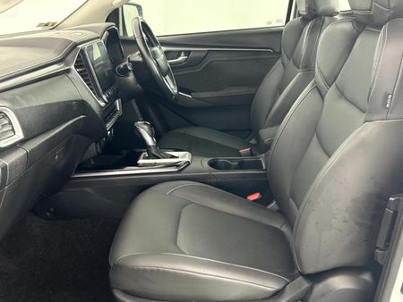 2022-Isuzu-D-Max-30-DDI-LSE-4x4-Auto-Extended-Cab_6
