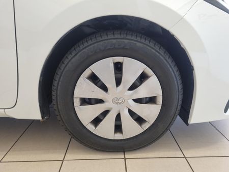 2021-Toyota-Corolla-Quest-18-Plus_15