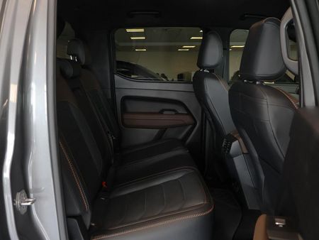 2025-Volkswagen-Amarok-AMAROK-DC-PAN-AMERICANA-20-BiTDI-4MOTION-154-kW-1_15