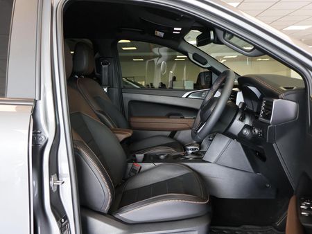 2025-Volkswagen-Amarok-AMAROK-DC-PAN-AMERICANA-20-BiTDI-4MOTION-154-kW-1_16