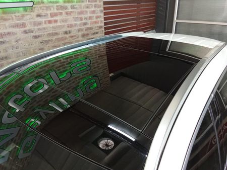 2019-Mercedes-Benz-GLC-300d-4Matic_2