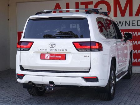 2024-Toyota-Land-Cruiser-300-V6-33-D-ZX_12