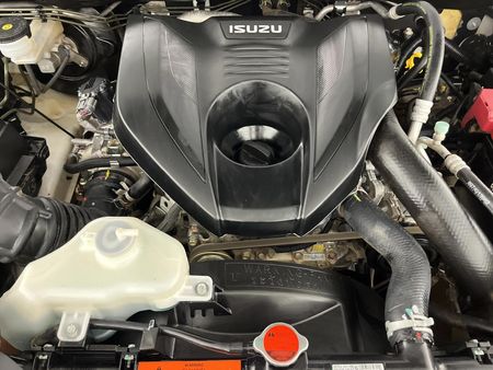 2023-Isuzu-D-Max-30-DDI-LSE-NR-4x4-Auto-Double-Cab_10