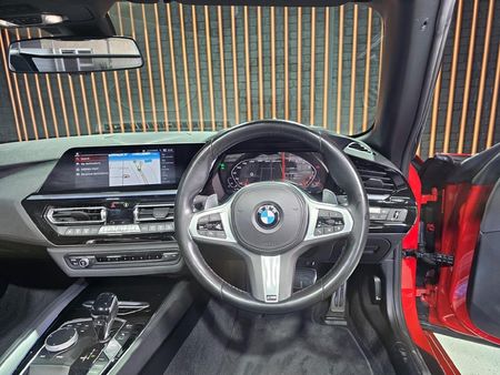 2022-BMW-Z4-M40i_10