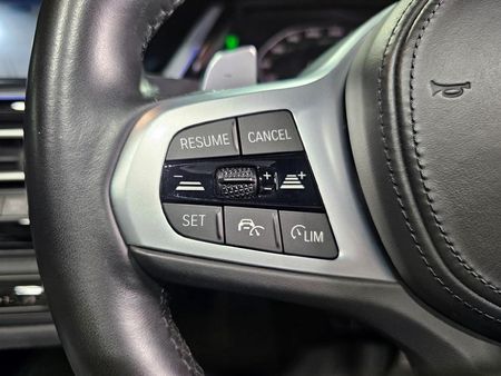 2022-BMW-Z4-M40i_16