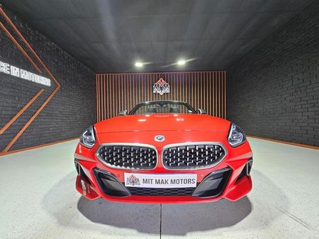 2022-BMW-Z4-M40i_5