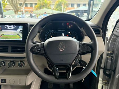2026-Renault-Triber-10-Evolution_15