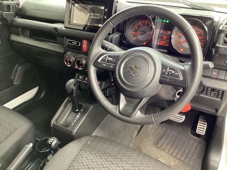 2020-Suzuki-Jimny-15-GLX-Auto_5