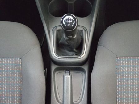 2020-Volkswagen-Polo-Vivo-14-Trendline-5-dr_10