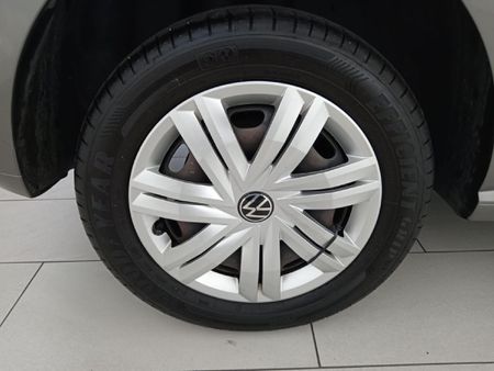 2020-Volkswagen-Polo-Vivo-14-Trendline-5-dr_14