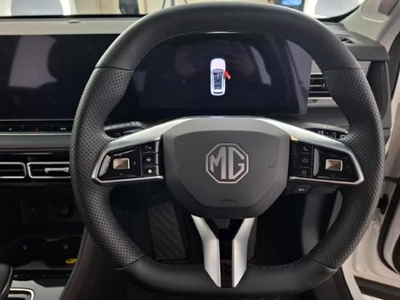2026-MG-HS-15T-Del-Auto_20