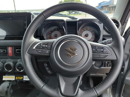 2026-Suzuki-Jimny-15-GLX-Auto_12