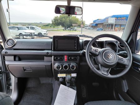 2026-Suzuki-Jimny-15-GLX-Auto_18