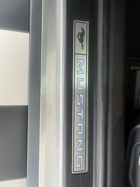 2018-Ford-Mustang-50-GT-Auto_19