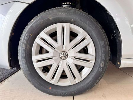 2020-Volkswagen-Polo-Vivo-14-Trendline-5-dr_9