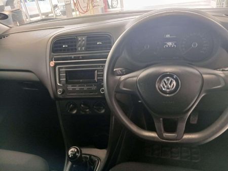 2020-Volkswagen-Polo-Vivo-14-Trendline-5-dr_15