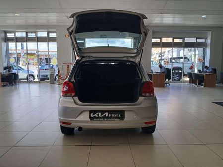 2020-Volkswagen-Polo-Vivo-14-Trendline-5-dr_4