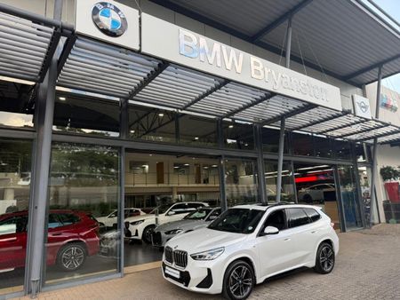 2023-BMW-X1-sDrive18d-M-Sport_3