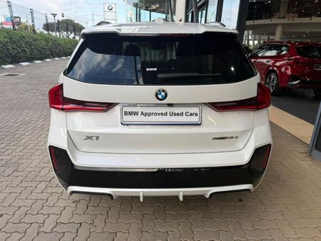 2023-BMW-X1-sDrive18d-M-Sport_5