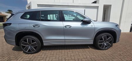 2026-Volkswagen-Tayron-14TSI-R-Line-DSG-Auto-110kw_4