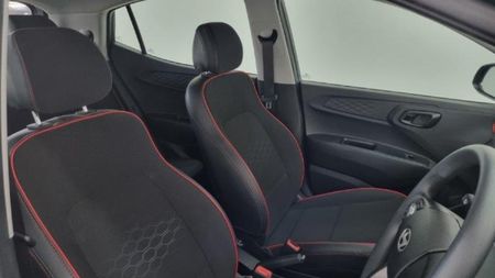 2026-Hyundai-Grand-i10-10-Motion_9