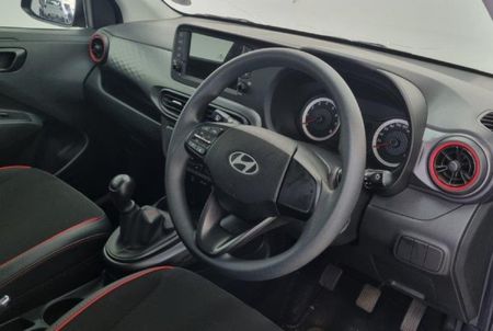 2026-Hyundai-Grand-i10-10-Motion_10