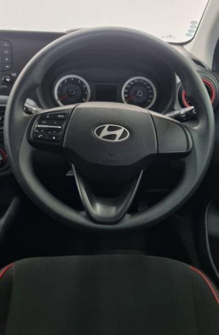 2026-Hyundai-Grand-i10-10-Motion_15