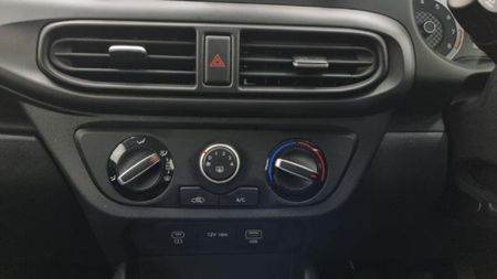 2026-Hyundai-Grand-i10-10-Motion_18