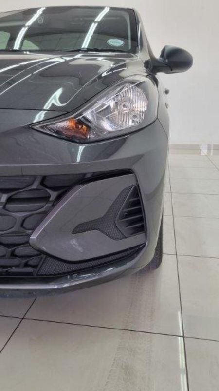 2026-Hyundai-Grand-i10-10-Motion_5