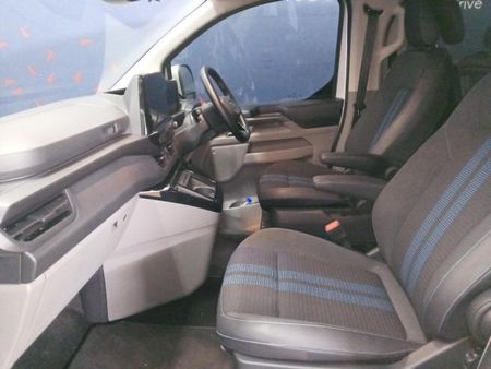 2025-Ford-Tourneo-Custom-20D-Sport-Auto_11