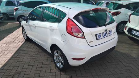 2016-Ford-Fiesta-10-Ecoboost-manual_9