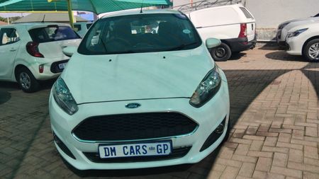 2016-Ford-Fiesta-10-Ecoboost-manual_3