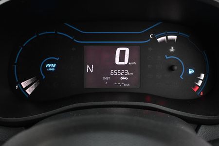 2020-Renault-Kwid-10-Dynamique-Auto_15