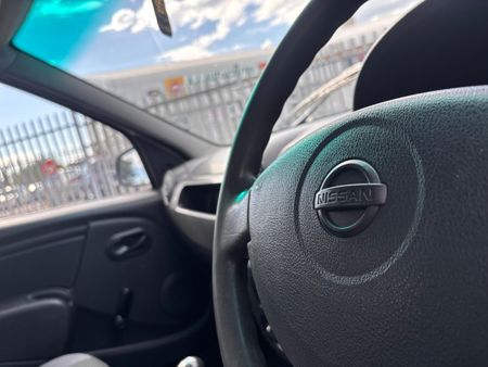 2015-Nissan-NP200-16-AC-Safety-Pack_15