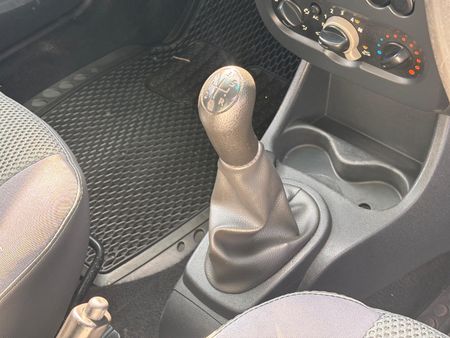 2015-Nissan-NP200-16-AC-Safety-Pack_17