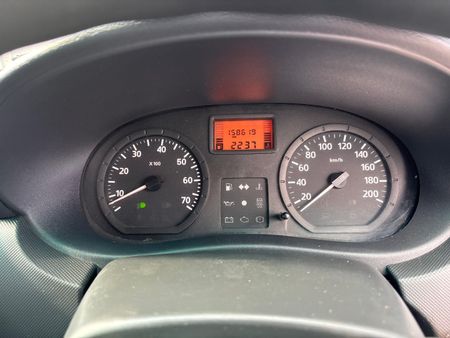 2015-Nissan-NP200-16-AC-Safety-Pack_19