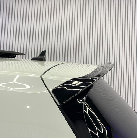 2019-Volkswagen-Golf-VII-20-TSI-R-Auto-228kW_4
