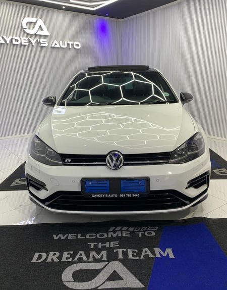 2019-Volkswagen-Golf-VII-20-TSI-R-Auto-228kW_8