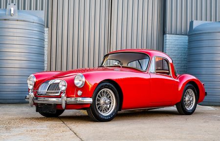 1958-MG-A-Coupe_0