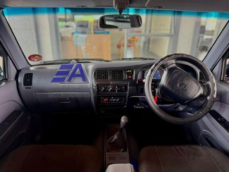 2001-Toyota-Hilux-3000-KZ-TE-Raider-Raised-Body-Double-Cab_10