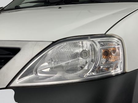 2022-Nissan-NP200-16-AC-Safety-Pack_3