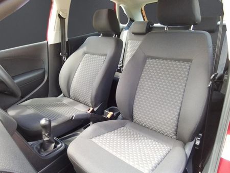 2025-Volkswagen-Polo-Vivo-14_13