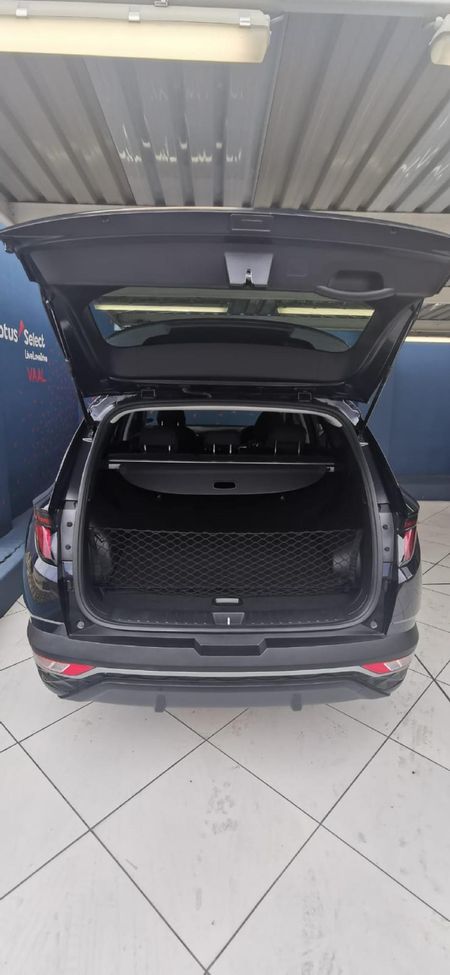 2023-Hyundai-Tucson-20-Premium-Auto_8