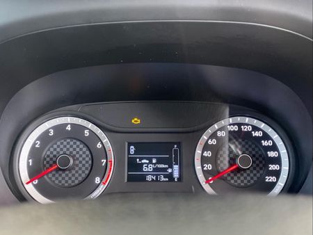 2023-Hyundai-Grand-i10-10-Motion_14