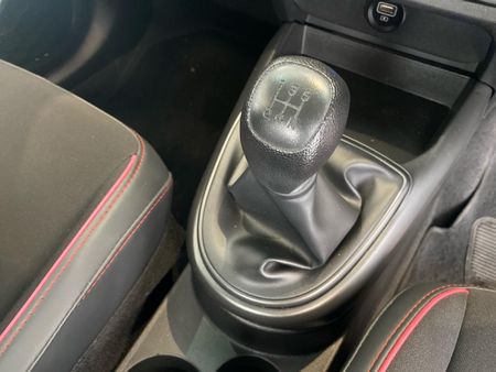 2023-Hyundai-Grand-i10-10-Motion_15