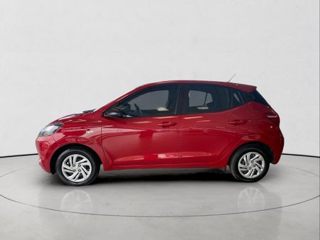 2023-Hyundai-Grand-i10-10-Motion_5