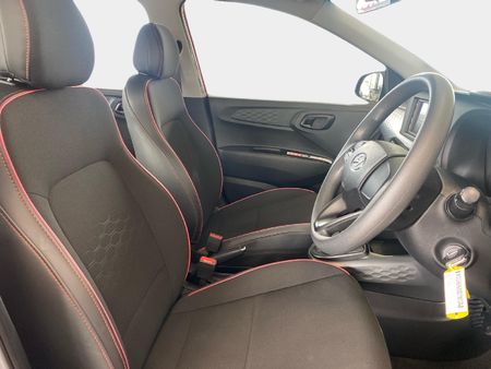 2023-Hyundai-Grand-i10-10-Motion_7