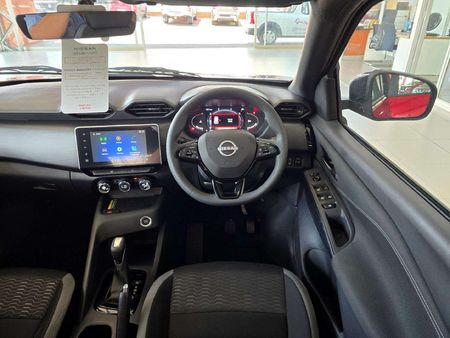 2026-Nissan-Magnite-Kuro-10T-CVT-Auto_17