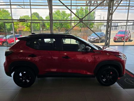 2026-Nissan-Magnite-Kuro-10T-CVT-Auto_5
